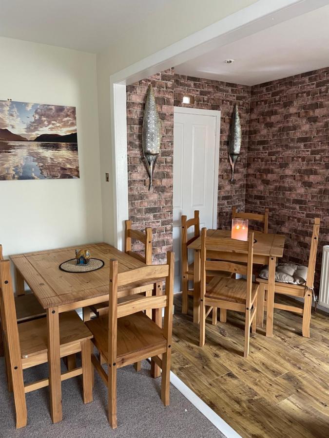 Charleston Apartment Self Catering 5 Min Drive From Town Centre อินเวอร์เนส ภายนอก รูปภาพ