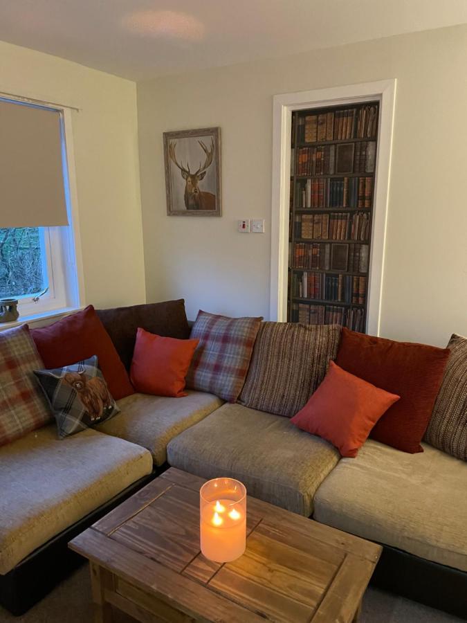 Charleston Apartment Self Catering 5 Min Drive From Town Centre อินเวอร์เนส ภายนอก รูปภาพ
