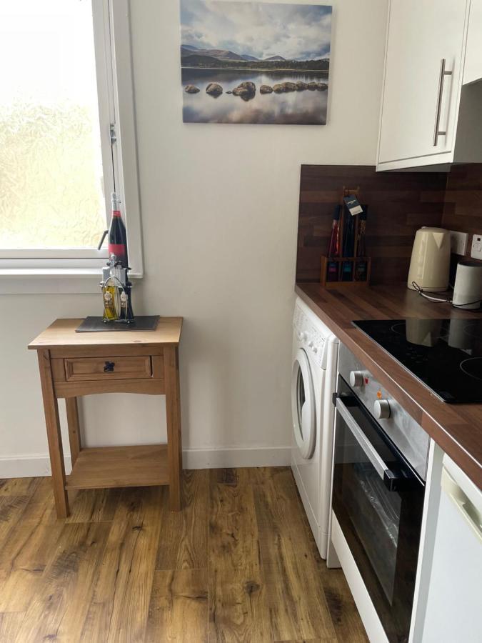 Charleston Apartment Self Catering 5 Min Drive From Town Centre อินเวอร์เนส ภายนอก รูปภาพ